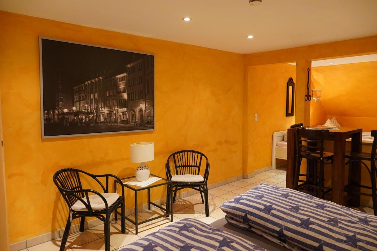 Hirschen Apartments Reute  エクステリア 写真