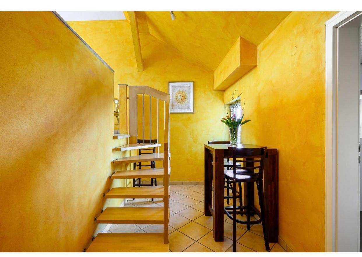 Hirschen Apartments Reute  エクステリア 写真