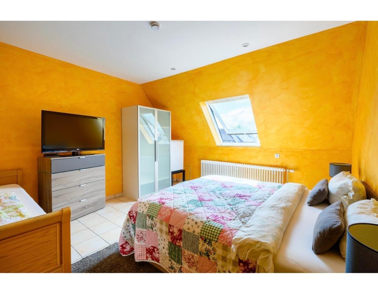 Hirschen Apartments Reute  エクステリア 写真